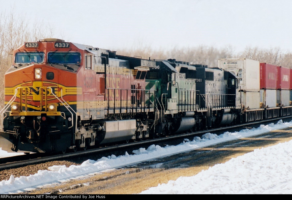 BNSF 4337 East